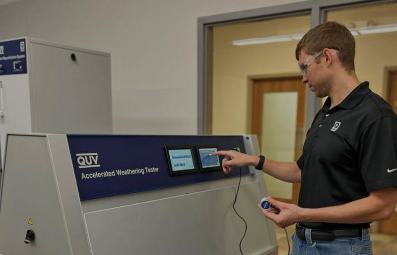 橡膠密封膠硅酮膠皮革電子電器汽車(chē)紫外線(xiàn)試驗(yàn)機(jī)